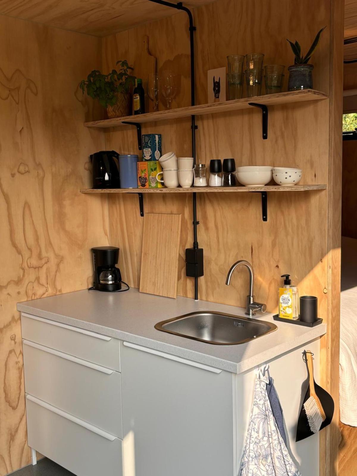 Tiny House The Cabin Peize Екстер'єр фото